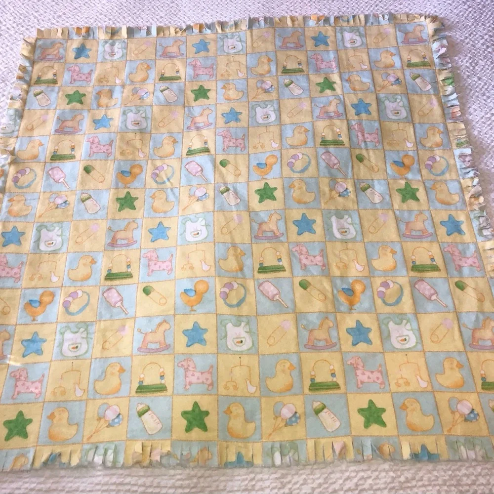 Vintage Chicks and Numbers, Reversible Stars,ducks,Blue Flannel 33 X 33 Baby - Picture 3 of 7